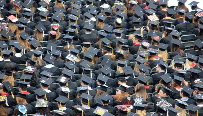 South Dakota Farm Bureau Awards $7,500 in Scholarships