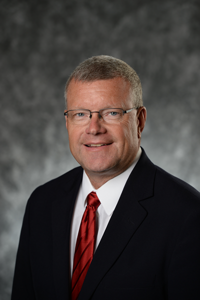 Scott VanderWal headshot