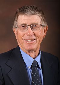 Photo of Larry Stomprud.